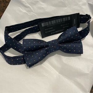 New w/ Tag Zara kids adjustable Navy Bow Tie with color Dot Pattern
